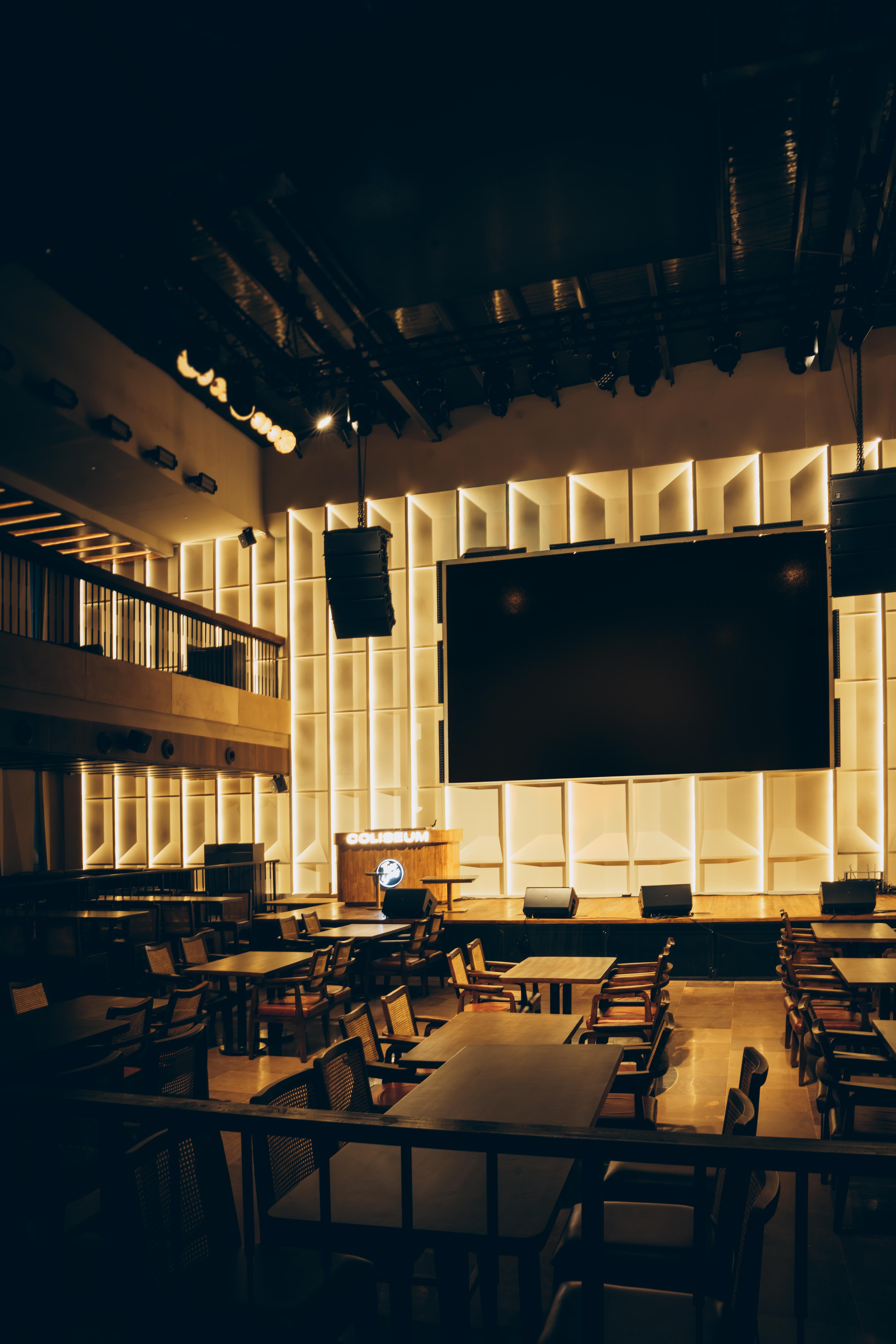 Stage / performance